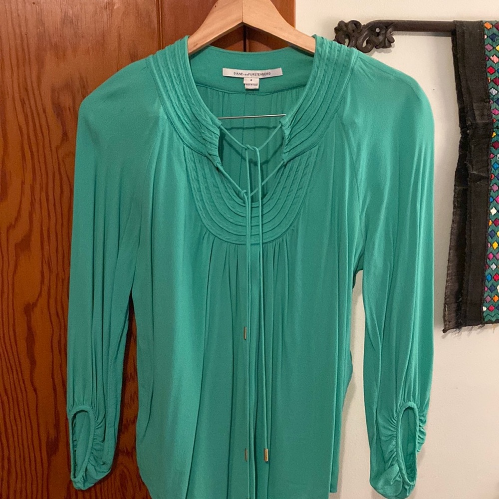 Diane Von Furstenberg Size 8 Great Condition